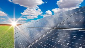La inversión en energías renovables estableció un nuevo récord tras rozar el medio billón en 2022