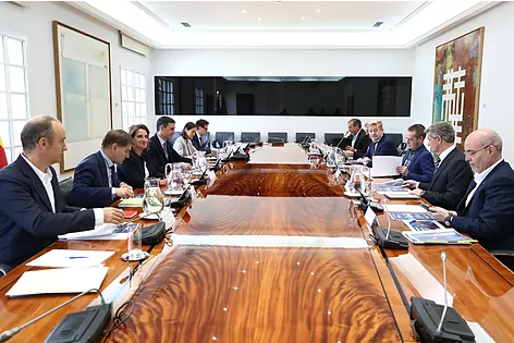 El Gobierno acelerará la electrificación del automóvil y apoyará una norma Euro 7 ‘realista’