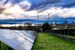 ¿Qué países son más atractivos para invertir en renovables?