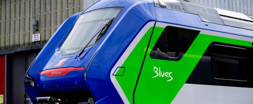 Así es el Blues, el tren “tríbrido” que funciona con electricidad de la red, baterías y diésel